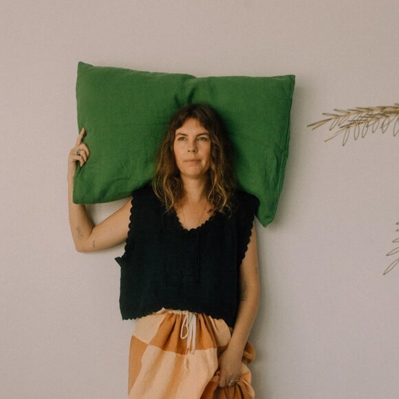 Dazed but Amazed Lace Crop - Black Size 1 NEW - Picture 1 of 3